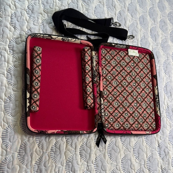 💼 Vera Bradley iPadCrossbody Case Mocha Rouge Floral Quilted Tablet Bag - Picture 3 of 8
